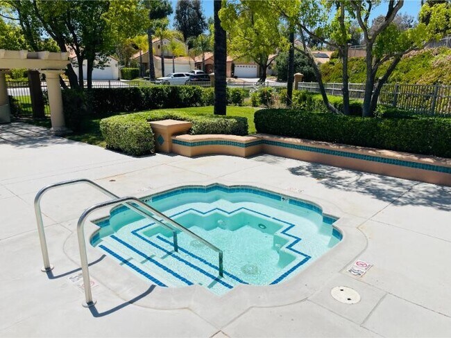 Building Photo - 31495 Corte Rimola