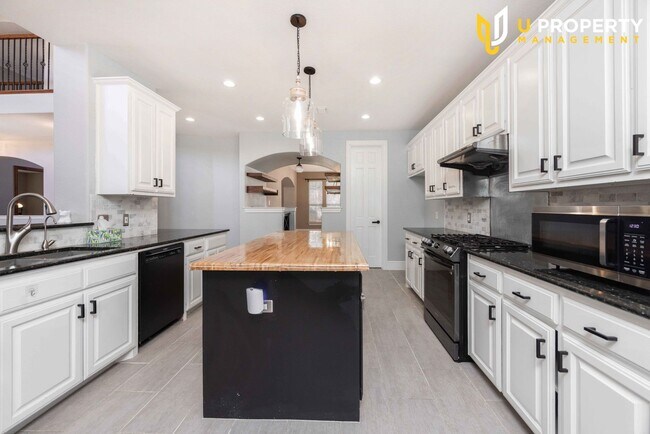 Building Photo - Beautifully updated home in the heart of Frisco!