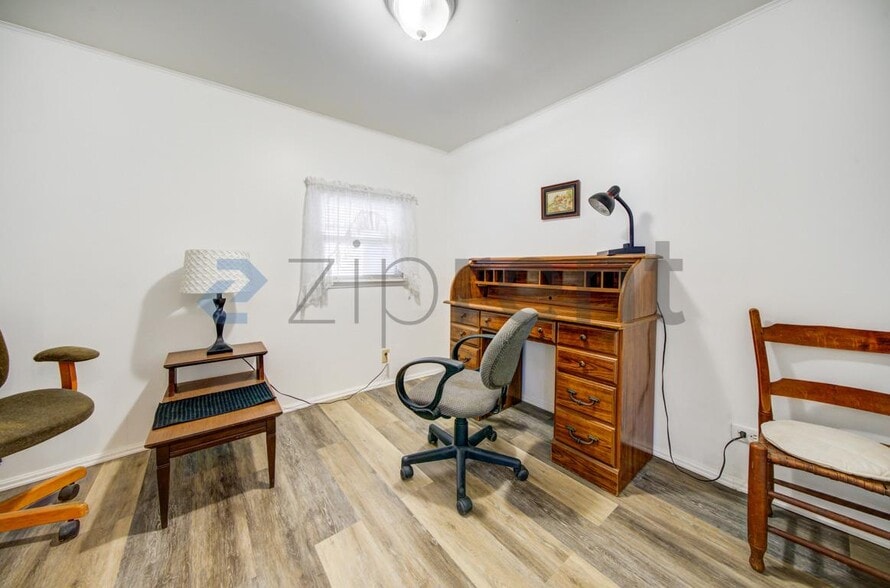 Building Photo - 27466 US Hwy 19 N