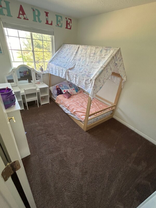 Building Photo - 439 E Parkside Cir