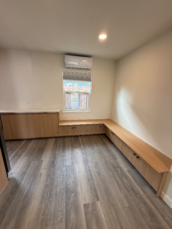 Building Photo - 4564 Onondaga Ave