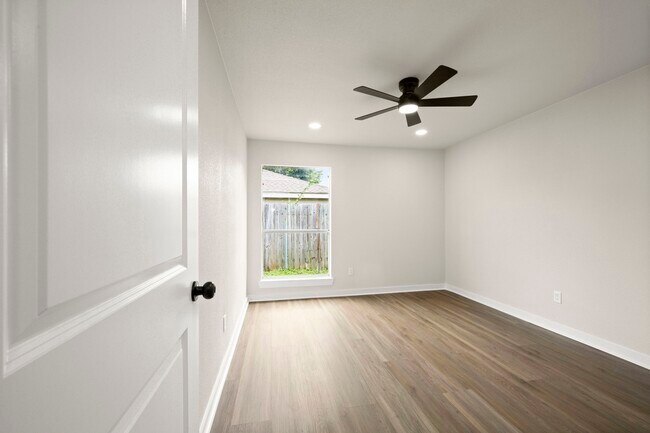 Building Photo - 11534 Willwood Dr