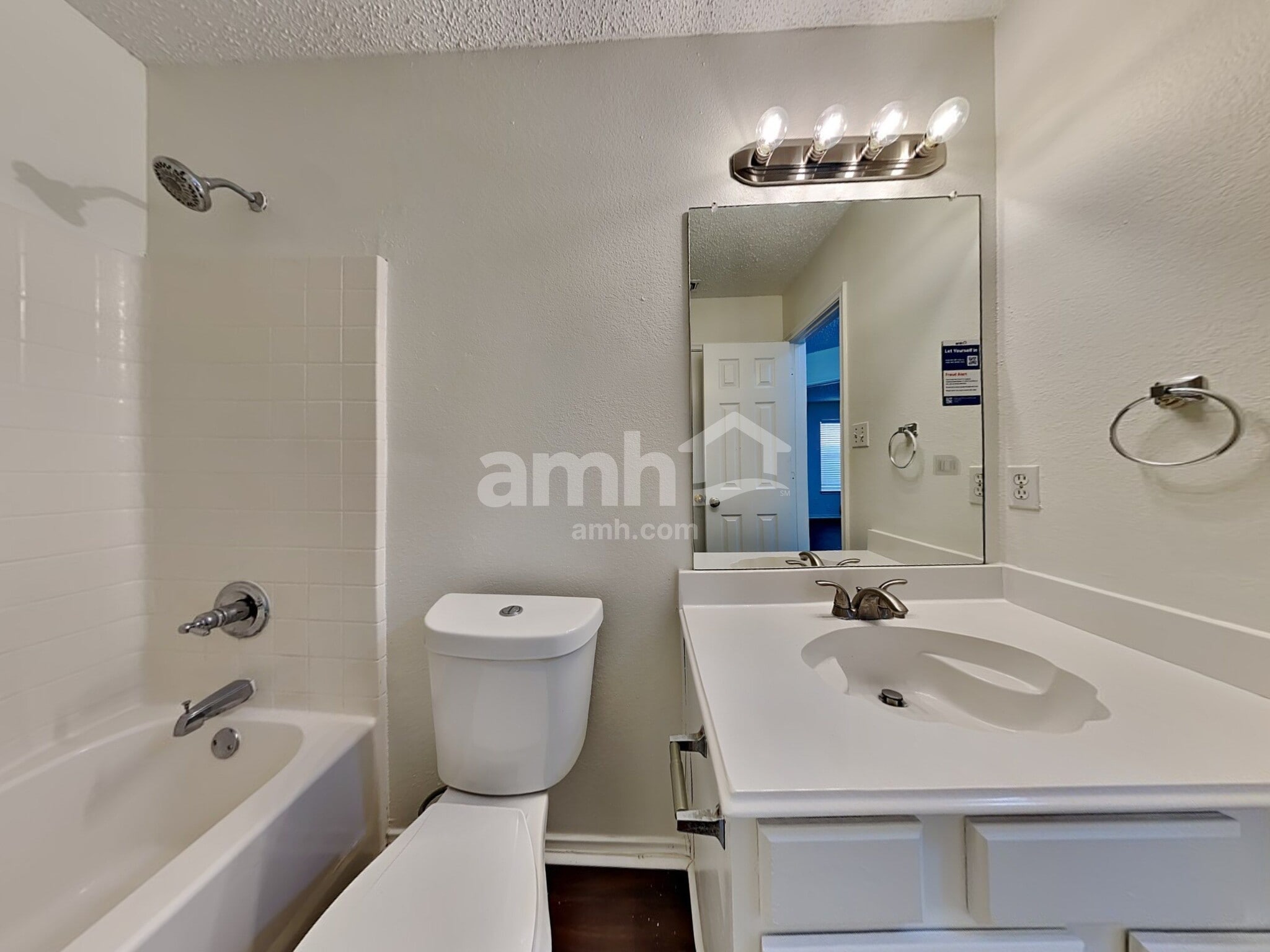 Building Photo - 8629 Garden Springs Dr
