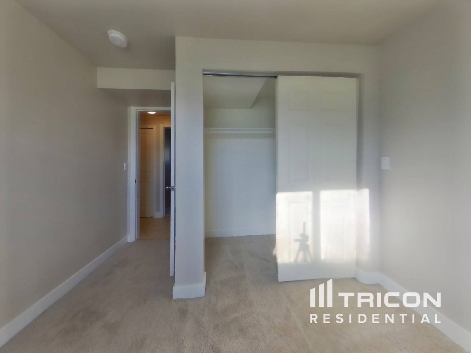 Building Photo - 1370 N 4700 W