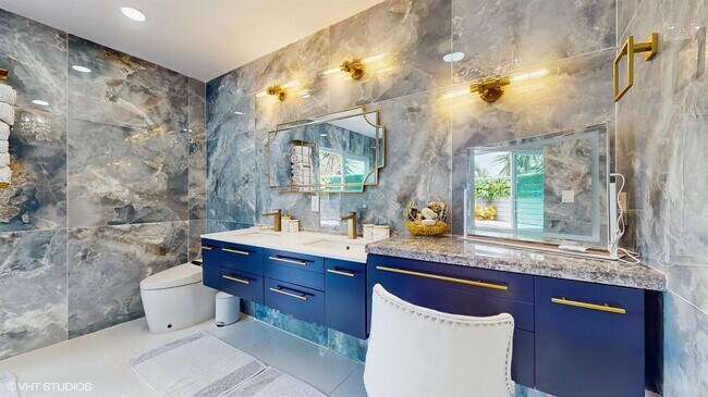 Building Photo - 11647 Anhinga Dr