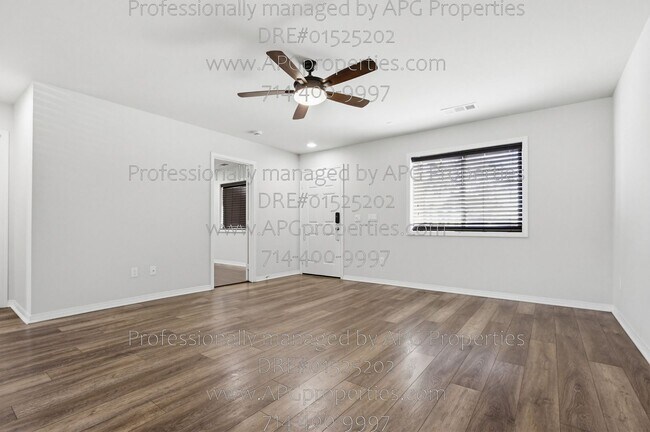 Building Photo - 139 Thompson Ave