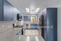 Building Photo - 5740 N 14th St