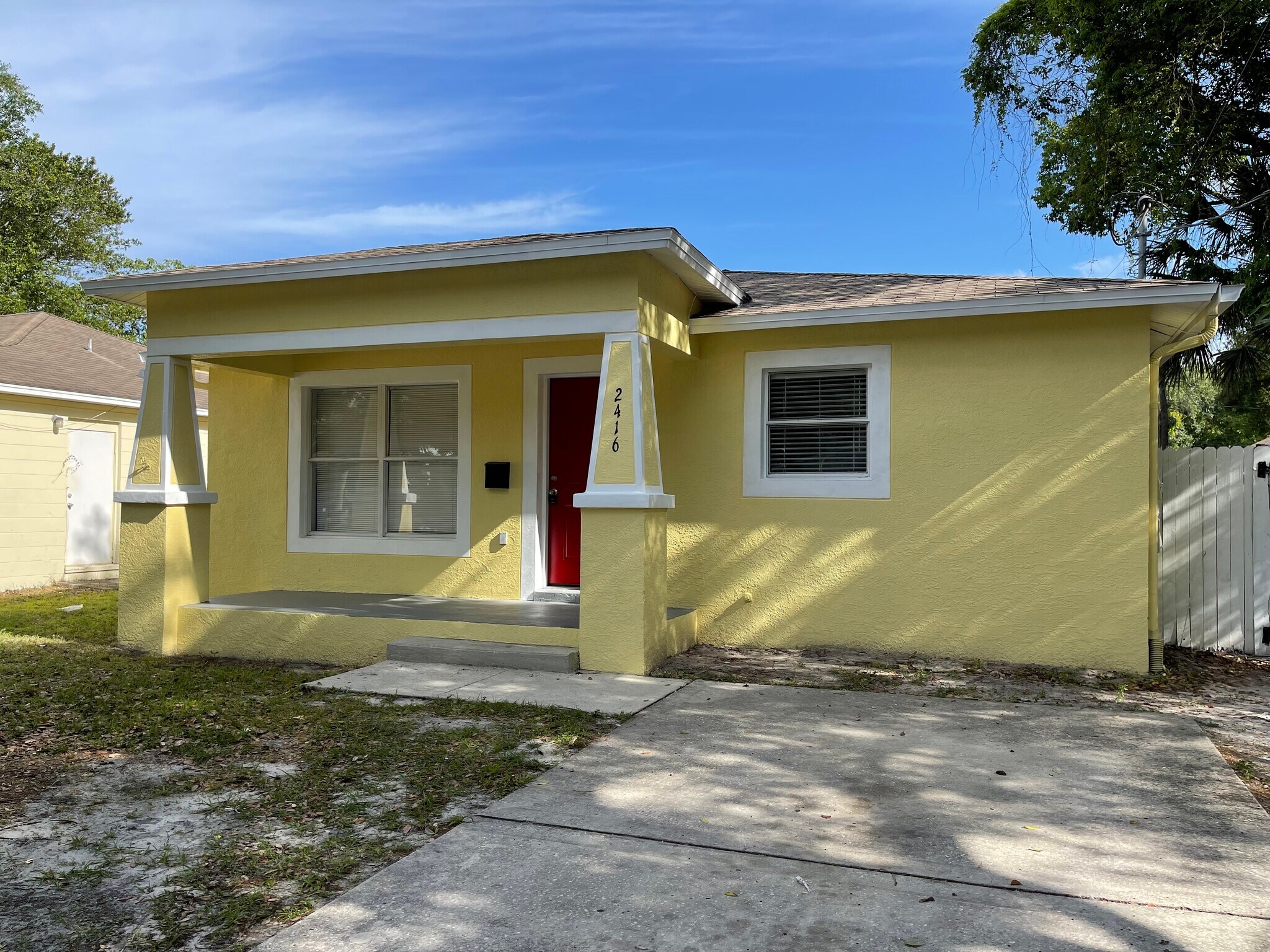 Building Photo - 2416 E 18th Ave