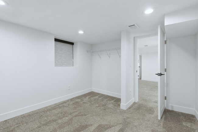 Building Photo - 2836 Vrain St