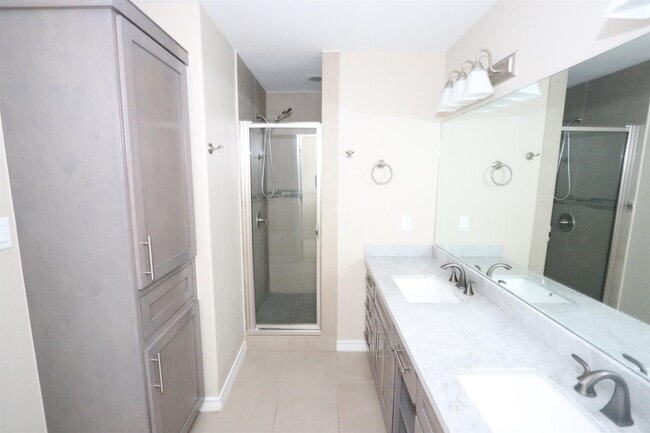Building Photo - 7964 Elka Lp