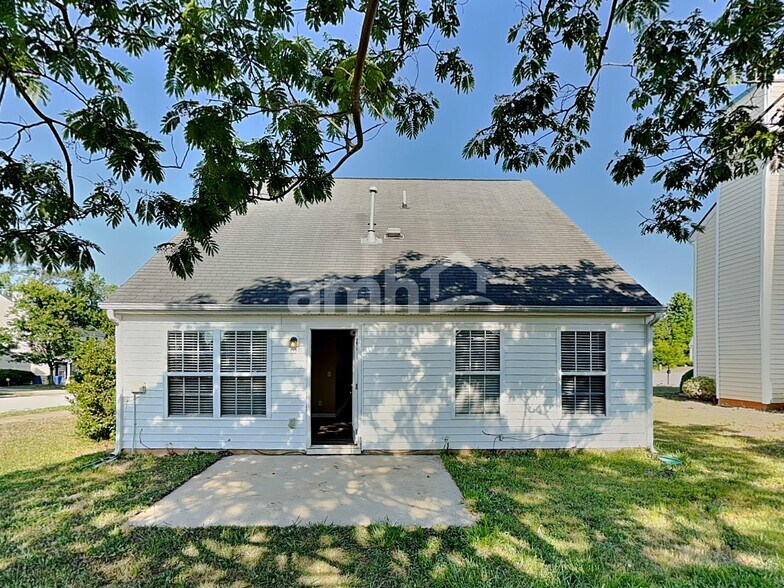 Building Photo - 3417 Colossae Ct