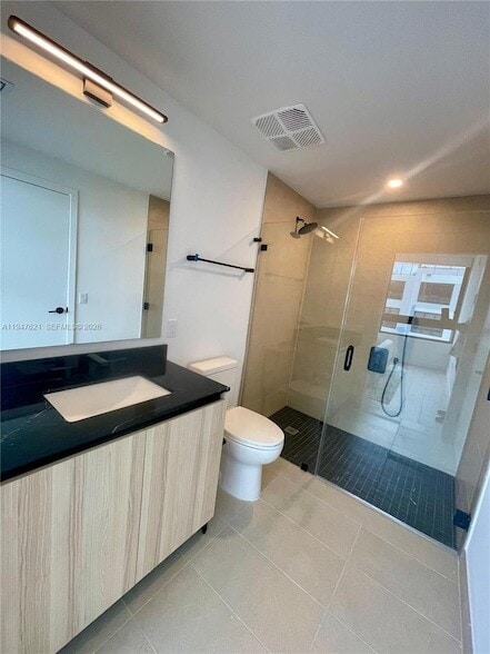 Building Photo - 225 N Miami Ave