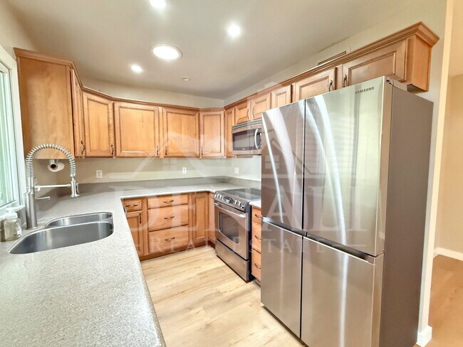 Building Photo - 8314 E Keim Dr