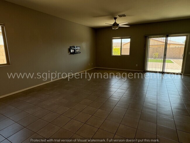 Building Photo - 4 bedroom Casa Grande home