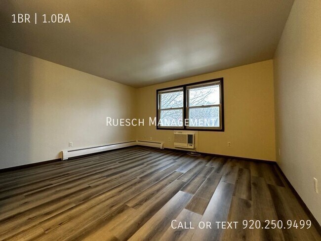 Building Photo - Charming 1 Bedroom 1 Bath Upper Apartment ...