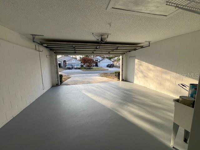 Building Photo - 202 Woodbury Pines Cir