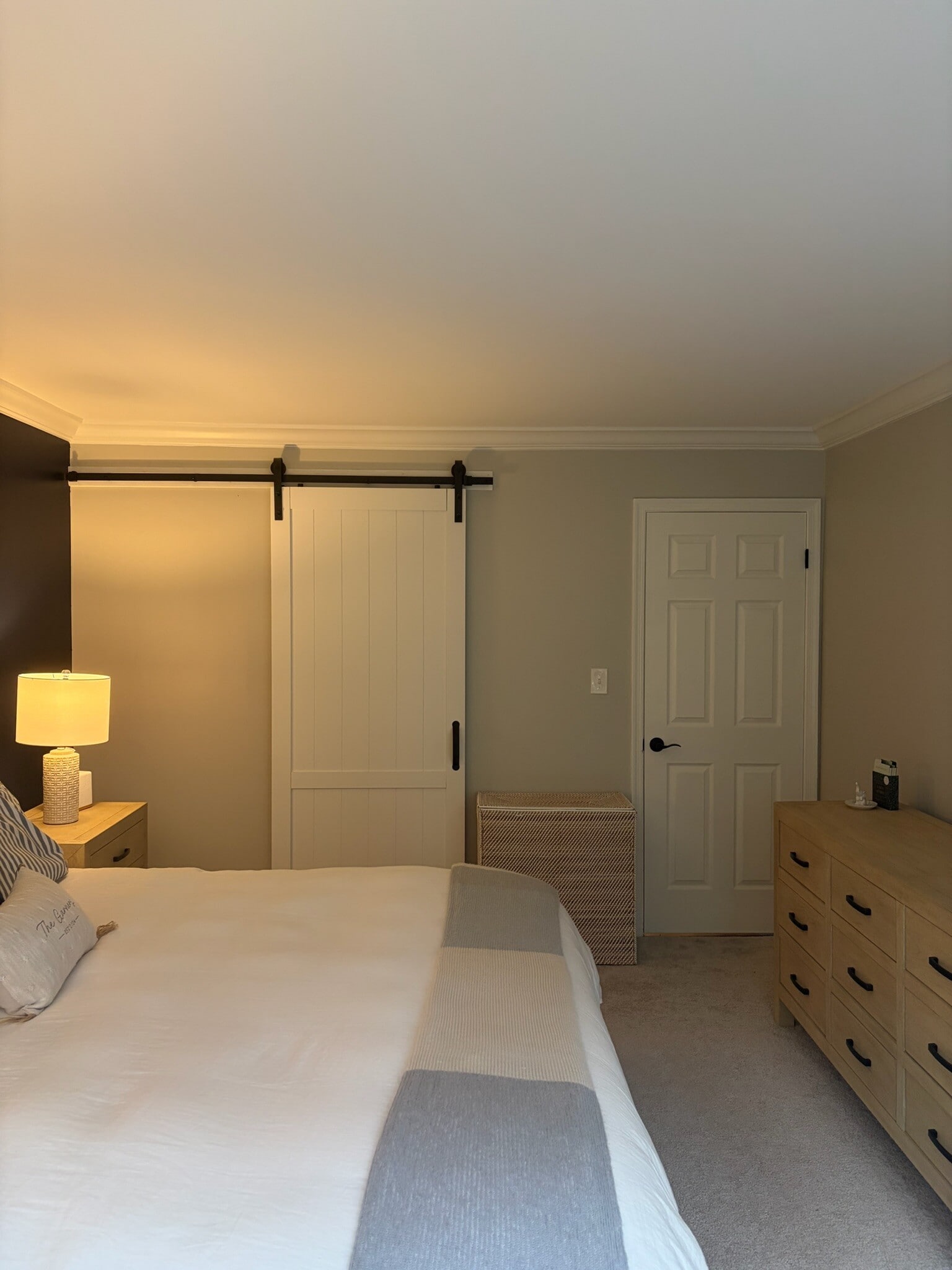 Building Photo - 7602 Lakeside Village Dr