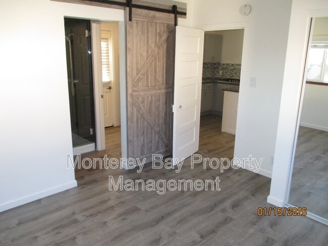 Building Photo - 650 Spencer St