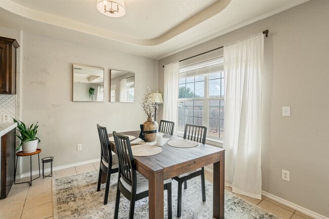 Building Photo - 208 Ramon Cardenas Dr