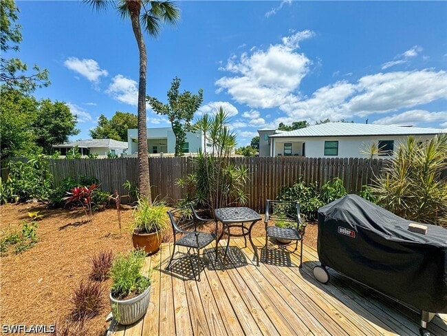 Building Photo - 1042 Oak Forest Dr