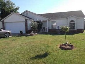 Building Photo - 1205 Tunbridge Dr