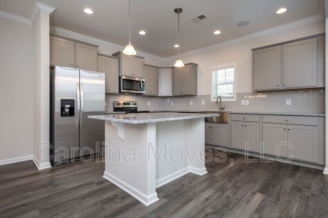 Building Photo - 124 Strongridge Trl