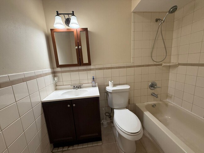 Building Photo - Beautifully updated 4-bedroom, 2-bathroom pool home