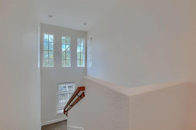 Building Photo - 8290 NW 105th Ln