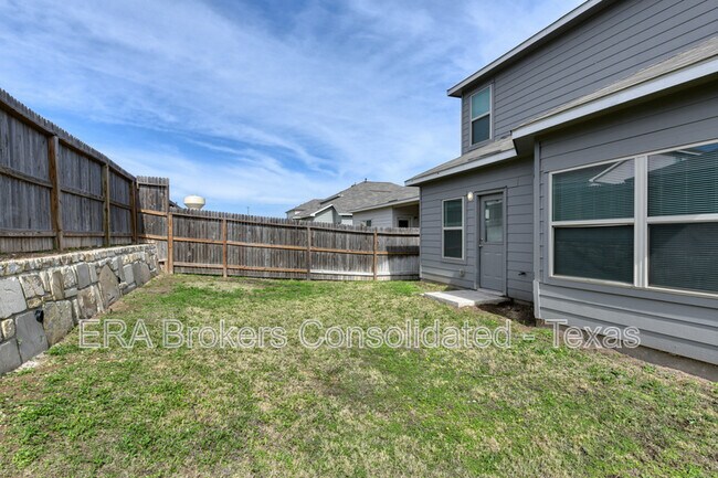 Building Photo - 5407 Shasta Pl