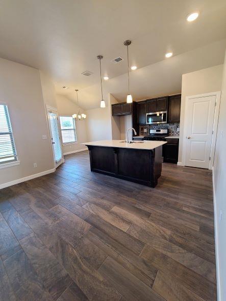 Building Photo - 8713 Thera Dr