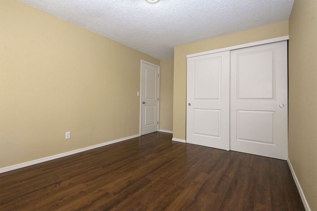 Building Photo - 12400 SW Gingham Ln