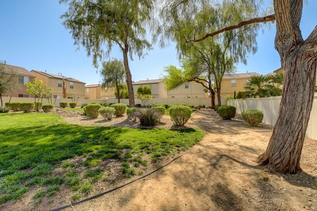 Building Photo - 4 Bedroom Home in the South West / 89139 Area