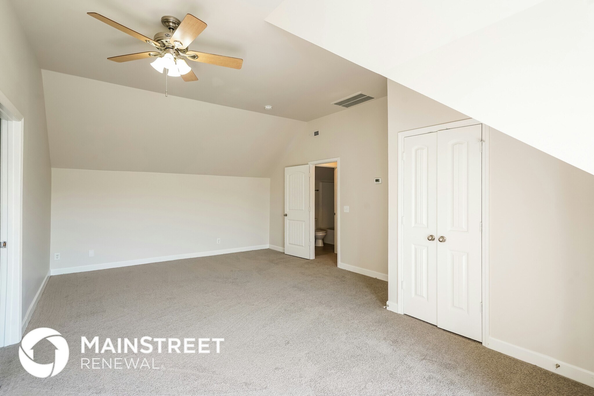 Building Photo - 1351 Lone Oak Rd