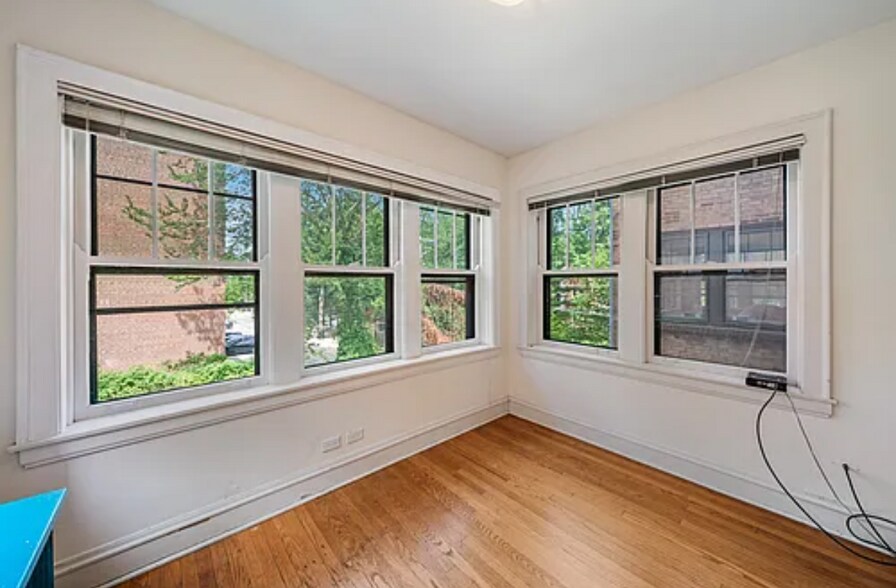 Building Photo - 721 Foster St