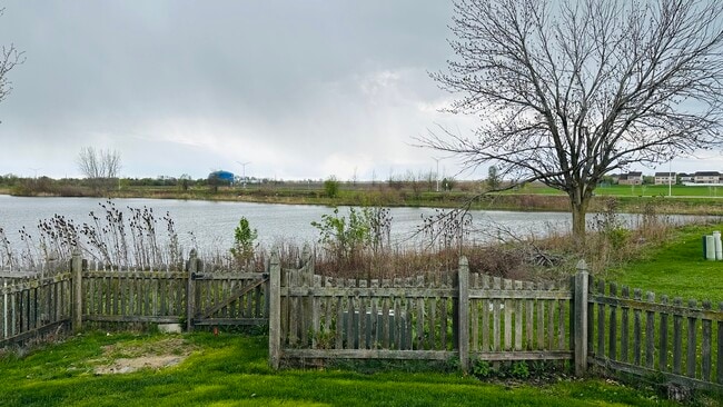 Building Photo - 1637 Trails End Ln