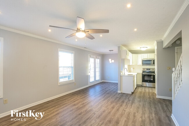 Building Photo - 6747 Wimbledon Dr