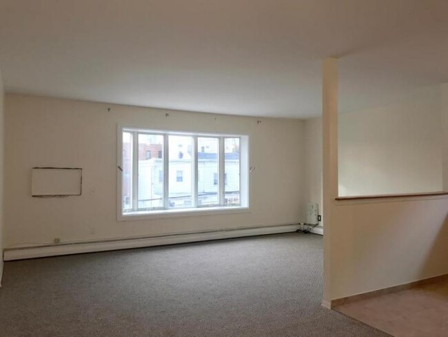 Building Photo - 3 bedroom in Brooklyn NY 11209