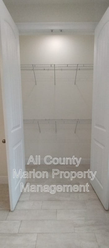 Building Photo - 3855 SE 138th St