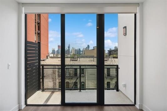 Building Photo - 32 Jones St