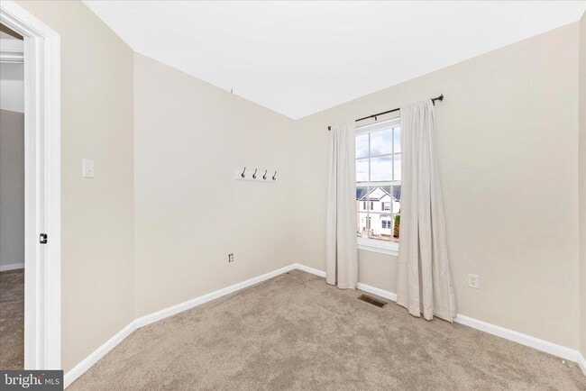 Building Photo - 1812 Reading Ct