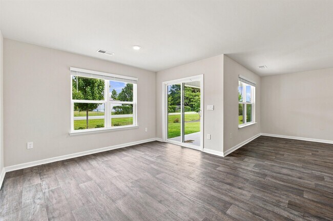 Building Photo - 208 Jeff Waters Cir
