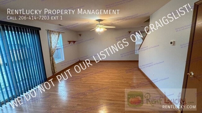 Building Photo - 9441 Country Hollow Dr E