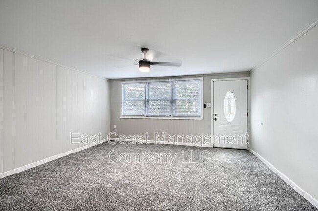 Building Photo - 431 Caledonia Ave