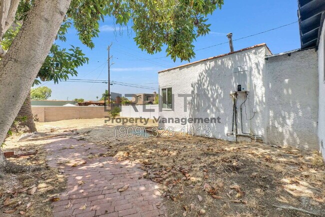 Building Photo - 1921 Junipero Ave