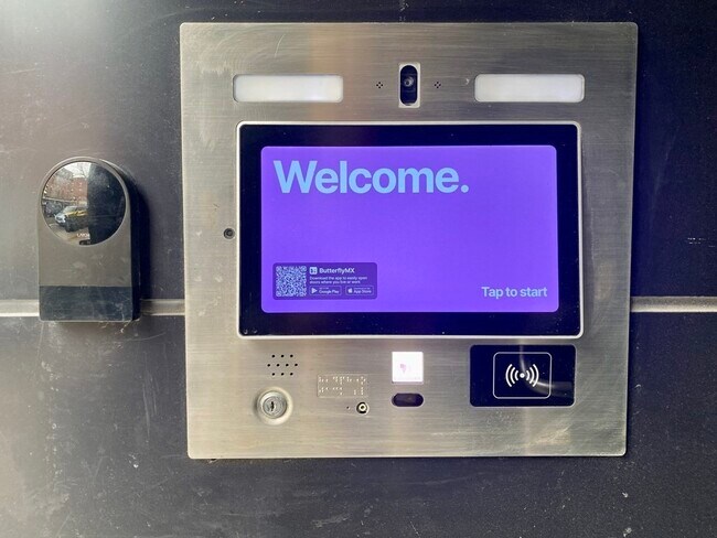 Building Photo - 14 Parmenter St