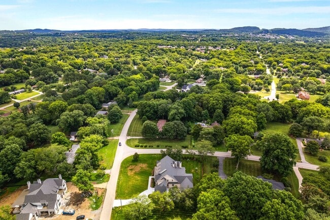 Building Photo - 8115 Devens Dr