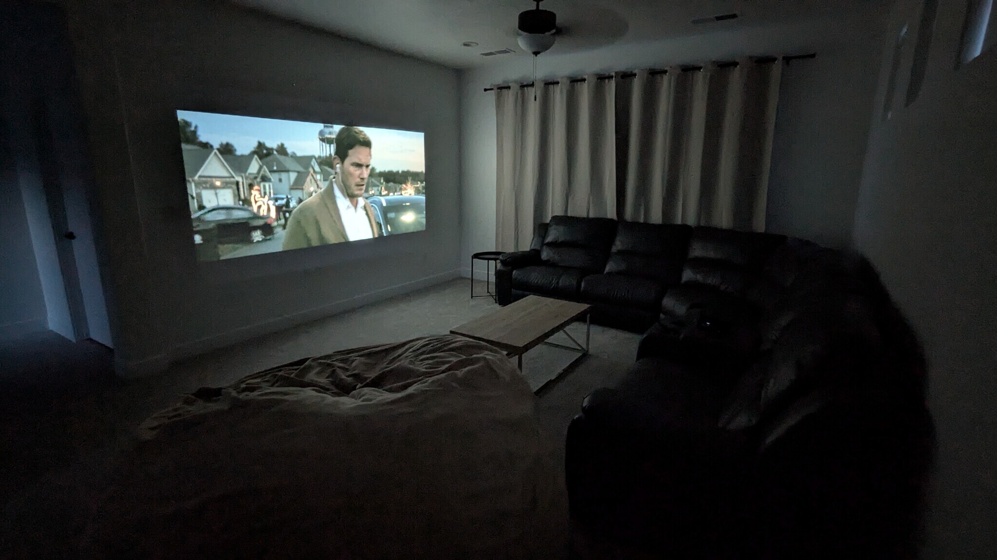 Building Photo - 693 S Taylor Creek Dr