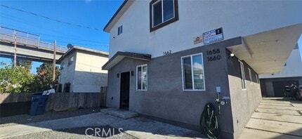 Building Photo - 1662 E 60th St