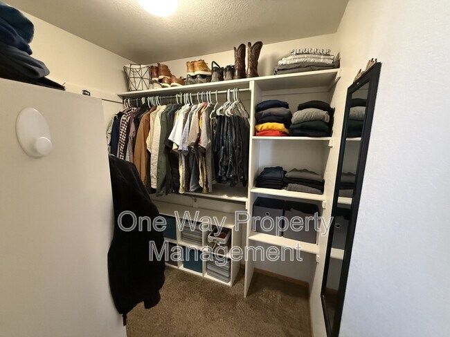 Building Photo - 7226 W 20th St Ln