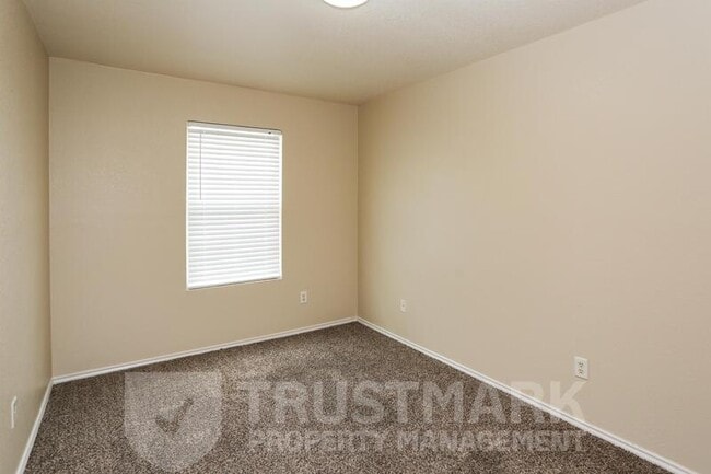 Building Photo - 2710 Vernice Loop